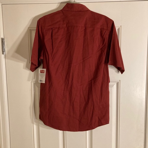 Wrangler button up shirt - Picture 8 of 10